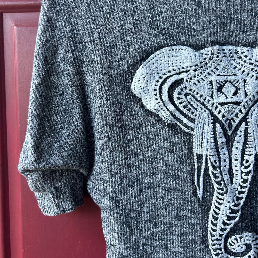 Ing medium elephant knit top - Picture 4 of 6